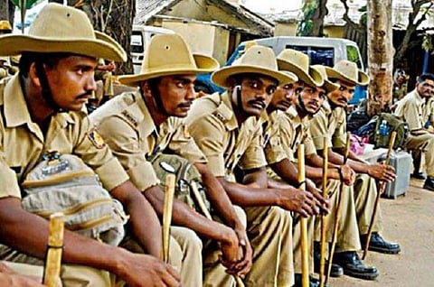 K'taka govt partially accepts committee report to hike salaries of police officials