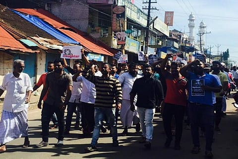 Five WhatsApp group admins taken into police custody for flash hartal in Kerala