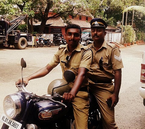 Two policemen, a heart patient stuck in traffic, and a rescue mission