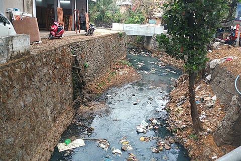 Kochi's stinking canals have made walking along its banks a nightmare for locals