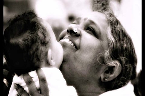 Kerala temple fire: Mata Amrithanandamayi Math to give 1 lakh to kin of dead 