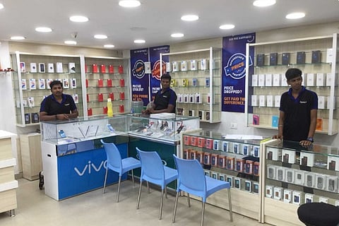 Mobile stores, vehicle workshops in Kerala to open for limited days each week
