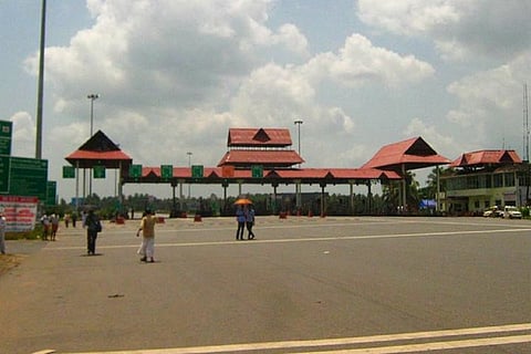 Paliyekkara toll plaza