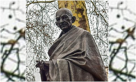 Mahatma Gandhi Sculpture