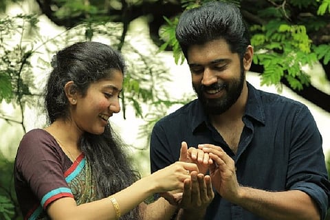 Plot tweets: From 'Amaram' to 'Premam', 13 iconic Malayalam films in 140 characters or less