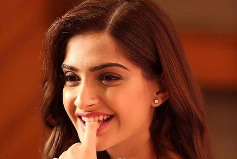 I don't bow down to cyber bullying: Sonam Kapoor