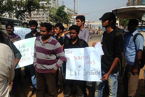 Flipkart and L&T not the only companies to defer joining for campus recruits 
