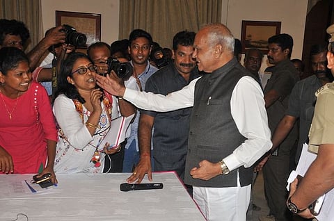 ‘Angered and agitated’: Woman journo patted on the cheek by TN guv responds