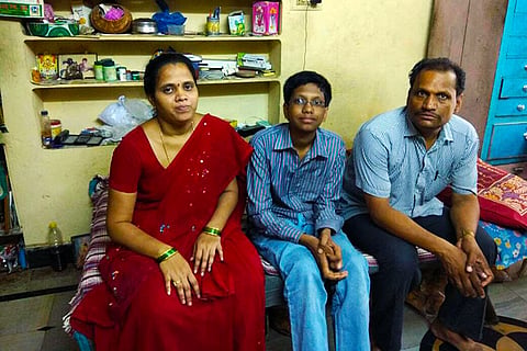 They sold samosas to educate their son, he did them proud with 64th rank in IIT-JEE