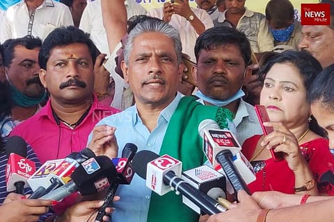 Kodihalli Chandrashekar at an earlier demonstration
