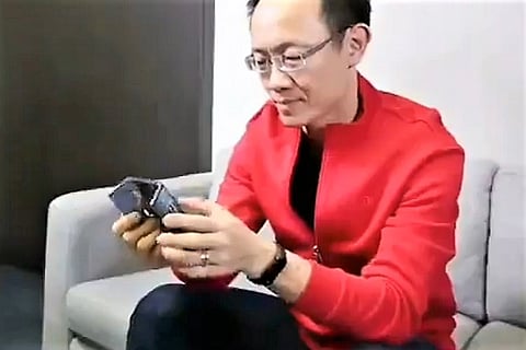 Xiaomi is working on ‘double foldable’ smartphone, shares video of prototype 