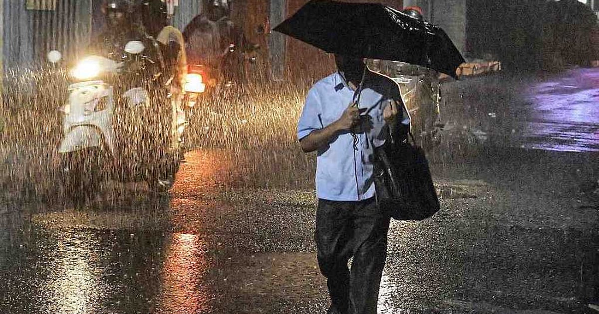 Red Alerts Issued as Heavy Rains Wreak Havoc Across Kerala
