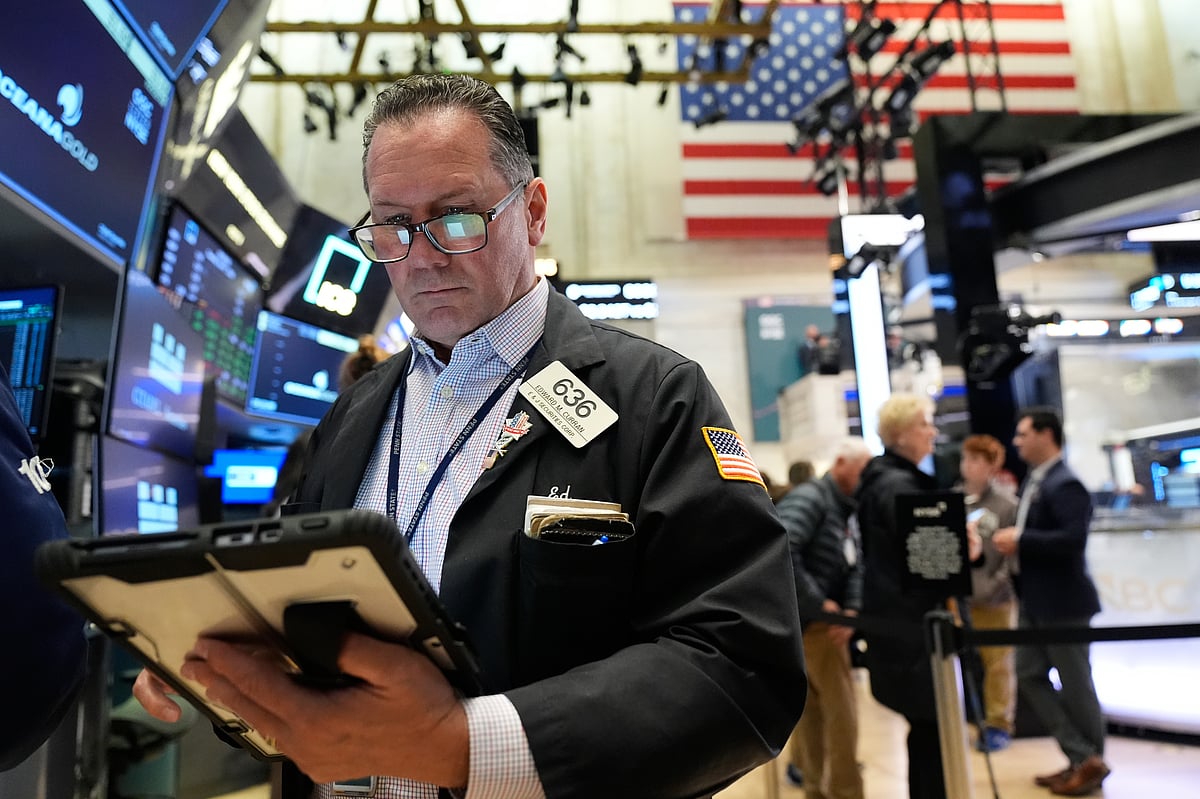 Oil prices crash, global markets surge after U.S.-Iran ceasefire eases ...