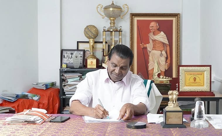 Thiruvanchoor Radhakrishnan elected 25th Speaker of Kerala Legislative Assembly