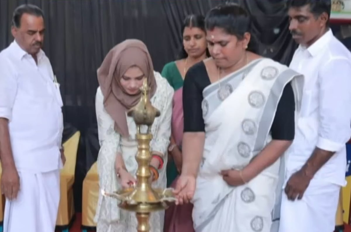 IUML’s first woman MLA lights traditional lamp, Sunni clerics’ body objects