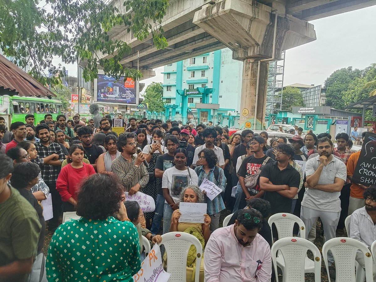 Kochi protesters join nationwide show of support for Sonam Wangchuk