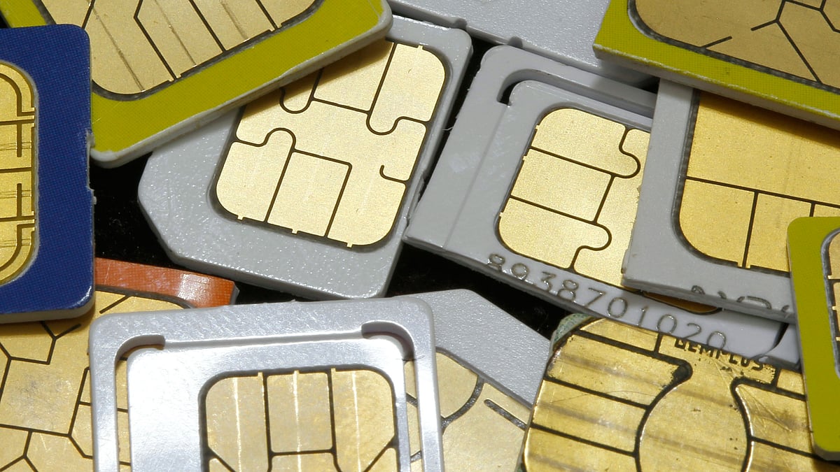 The special offer caters to those who’re not able to recharge their number online.