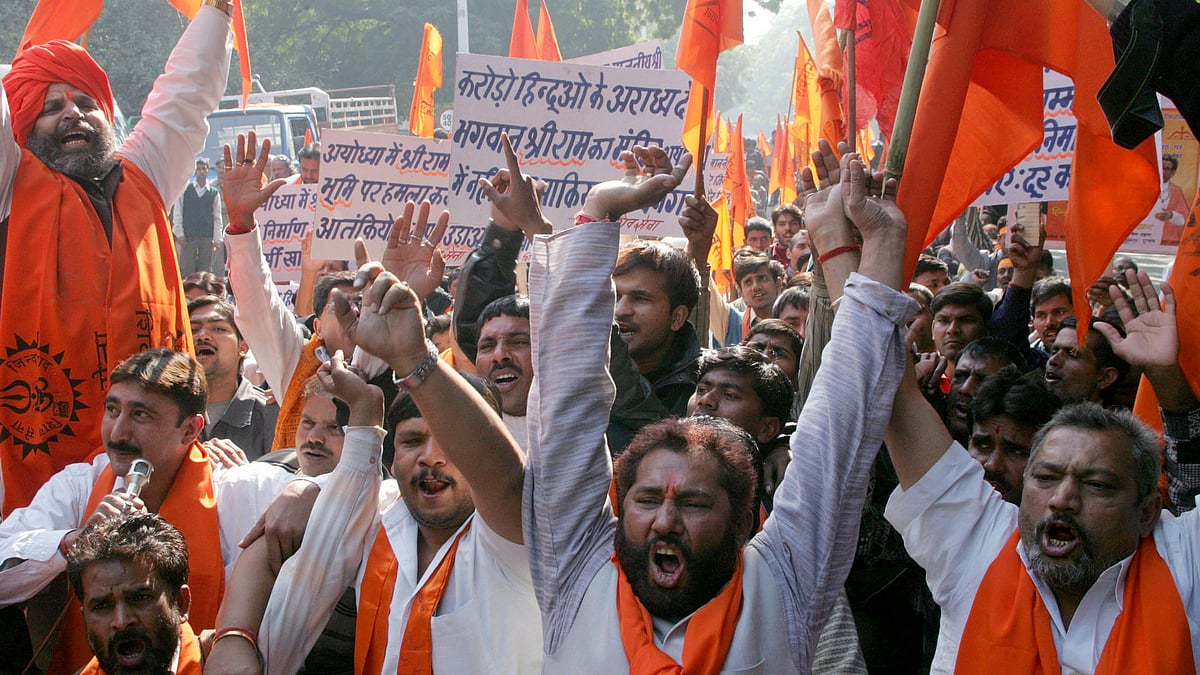 A file photo of Shiv Sena activist protesting in New Delhi. Photo used for representational purpose. (Photo: Reuters)