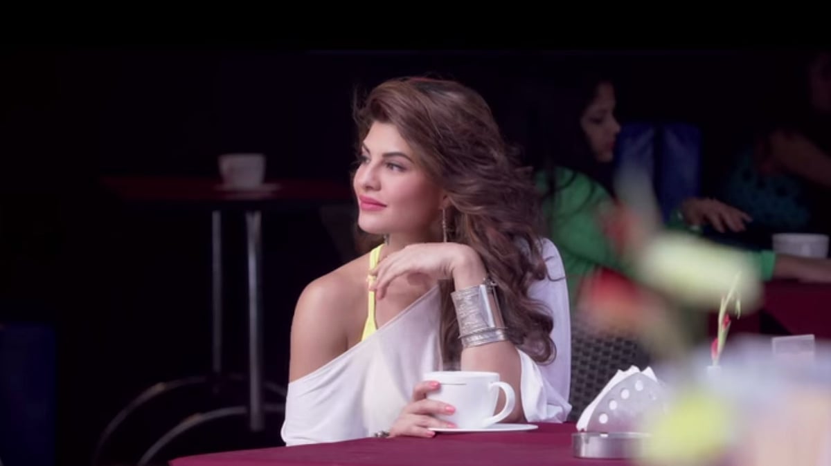Screen grab of the song <i>Chitiya Kalaiyan.</i>