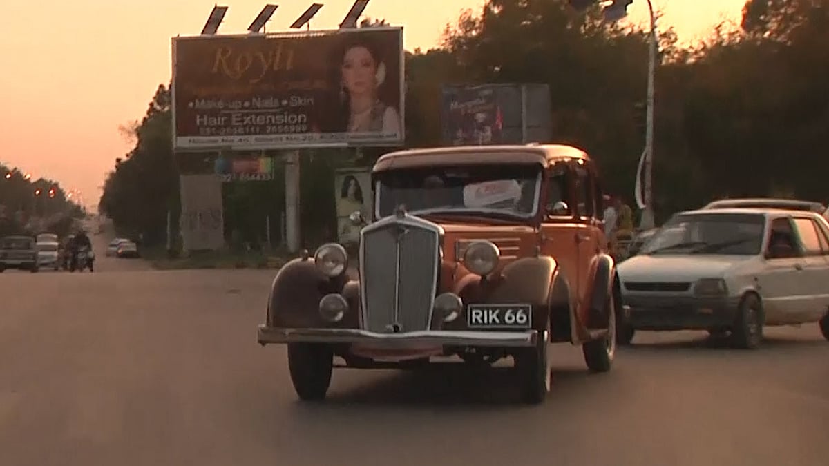 A restored vintage car on the streets of Pakistan. (AP video grab)