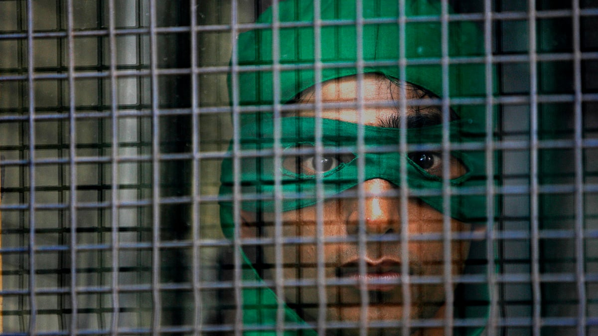 Greenpeace activist detained outside Tata Group Headquarters in Mumbai in August 2008 (Photo: Reuters)