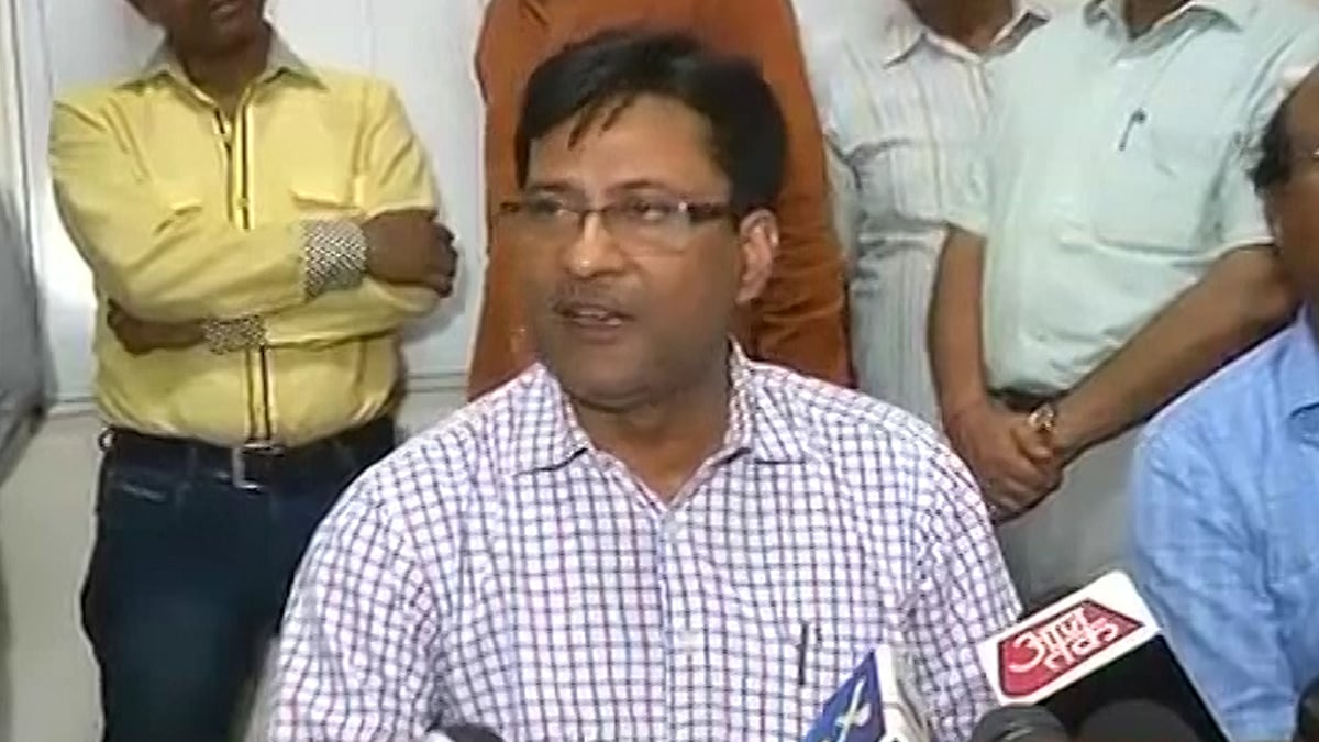 RML University Media Incharge SN Shukla (Photo: ANI Screen grab)