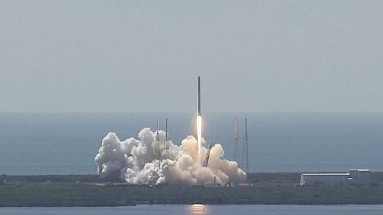 SpaceX Falcon 9 rocket explodes seconds after launch. (Photo: AP screengrab)