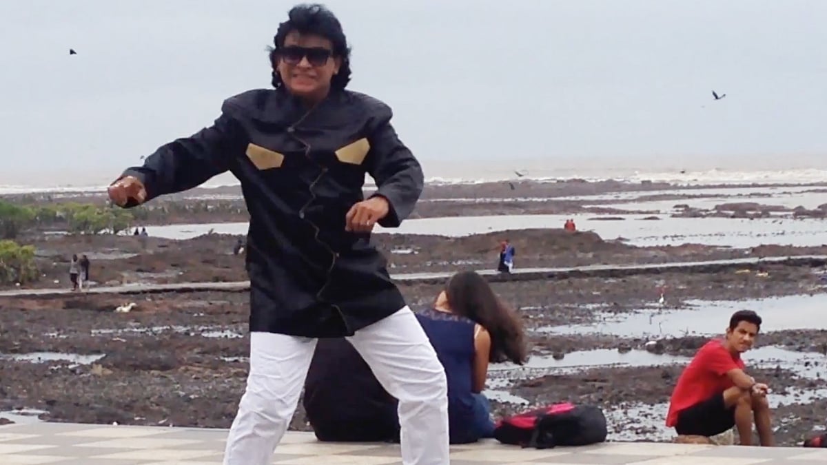 Could that be Mithun Chakraborty jiving in public?