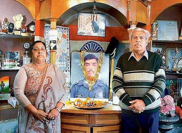 Mrs. Vijaya and Dr. N. K. Kalia (Photo: Facebook)
