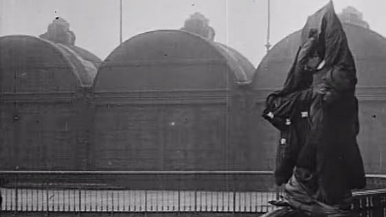 Franz Reichelt’s Eiffel Tower jump in 1912. (Photo Courtesy: YouTube <a href="https://www.youtube.com/watch?v=KJvgSXSwNY4">Screengrab</a>)