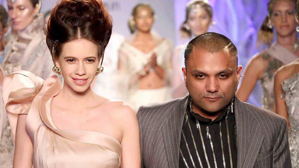 Kalki Koechlin (L) and Gaurav Gupta (R) at the Amazon India Couture Week 2015&nbsp;(Photo: Yogen Shah)