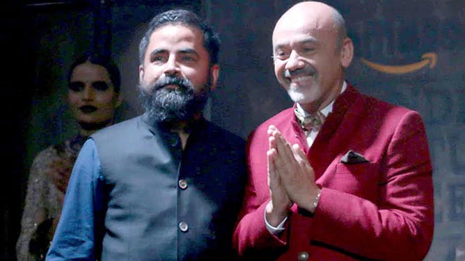 Sabyasachi Mukherjee(L) with Christian Louboutin (R)&nbsp;(Photo: Yogen Shah)