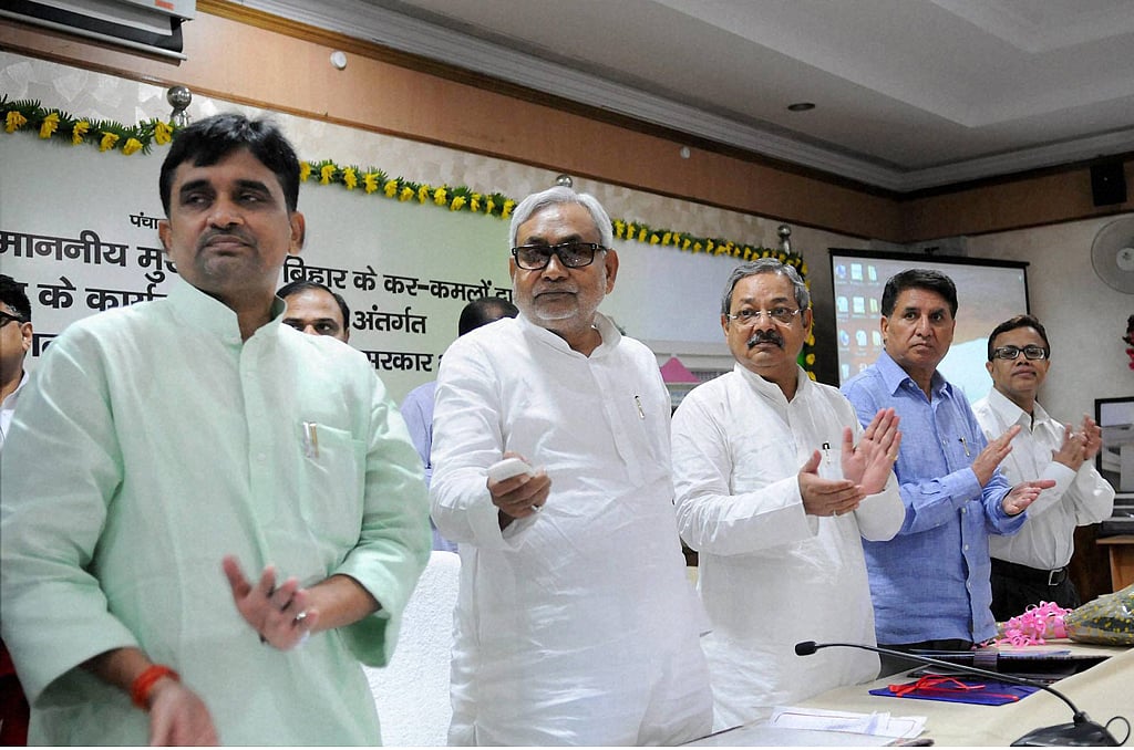 Nitish Kumar, the chief ministerial candidate for the RJD-JD(U)-Congress combine, deploys the ‘development’ language in his electoral campaign. (Photo: PTI)