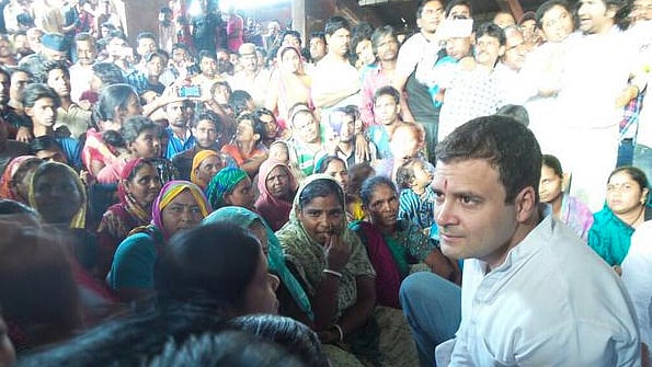 Rahul Gandhi interacting with street vendors in the Raghubir Nagar area in Delhi. (Photo Courtesy: <a href="https://twitter.com/OfficeOfRG">@OfficeOfRG</a>)