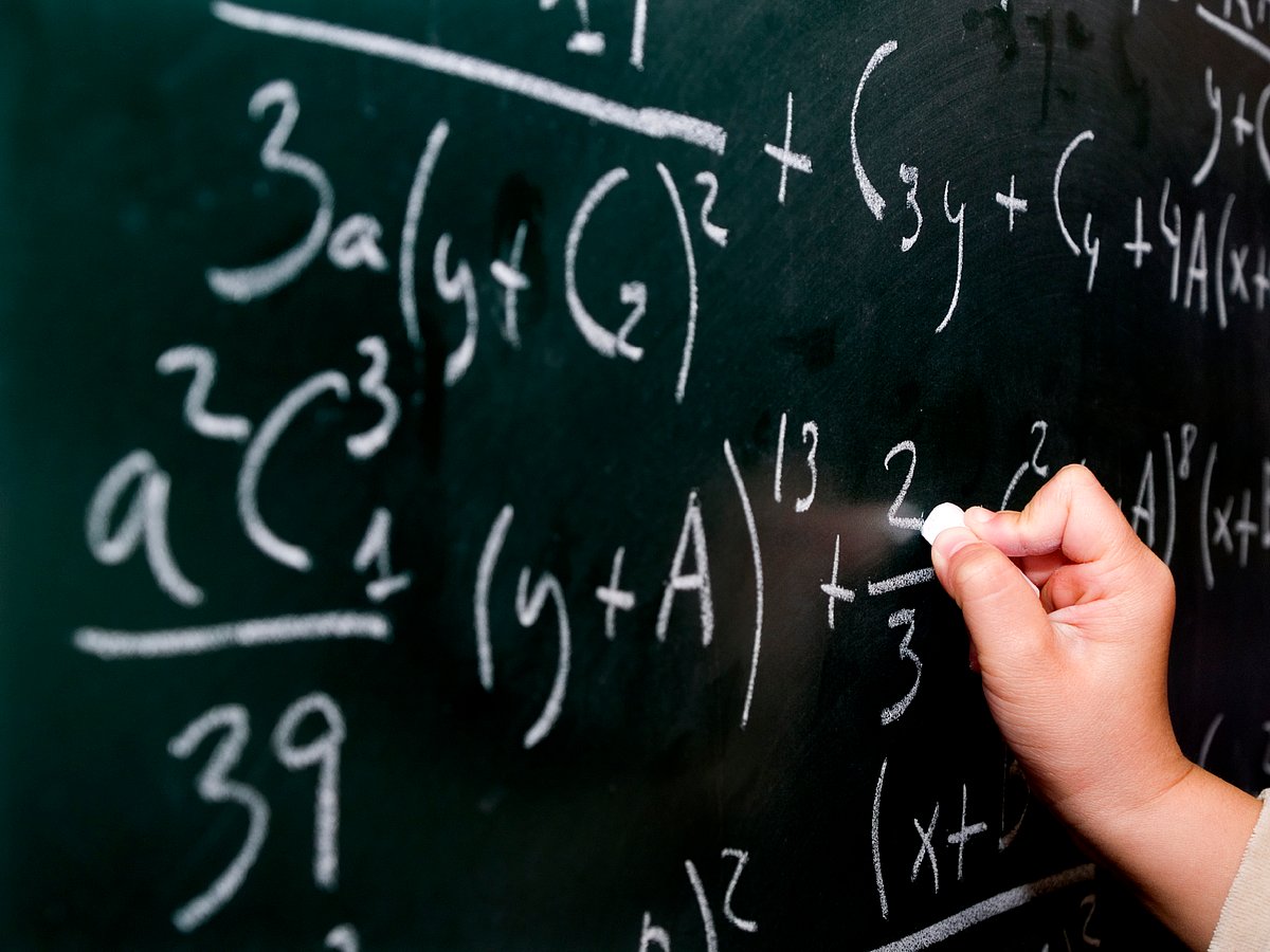 Kendriya Vidyalayas & the Jawahar Navodaya Vidyalayas have consistently outperformed their private counterparts. (Photo: iStock)