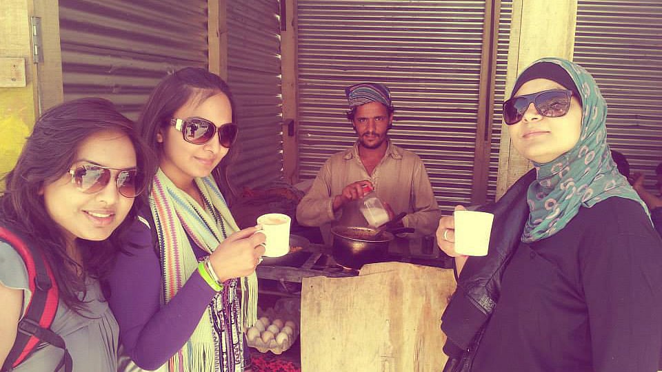  (Photo: girlsatdhabas.tumblr.com)