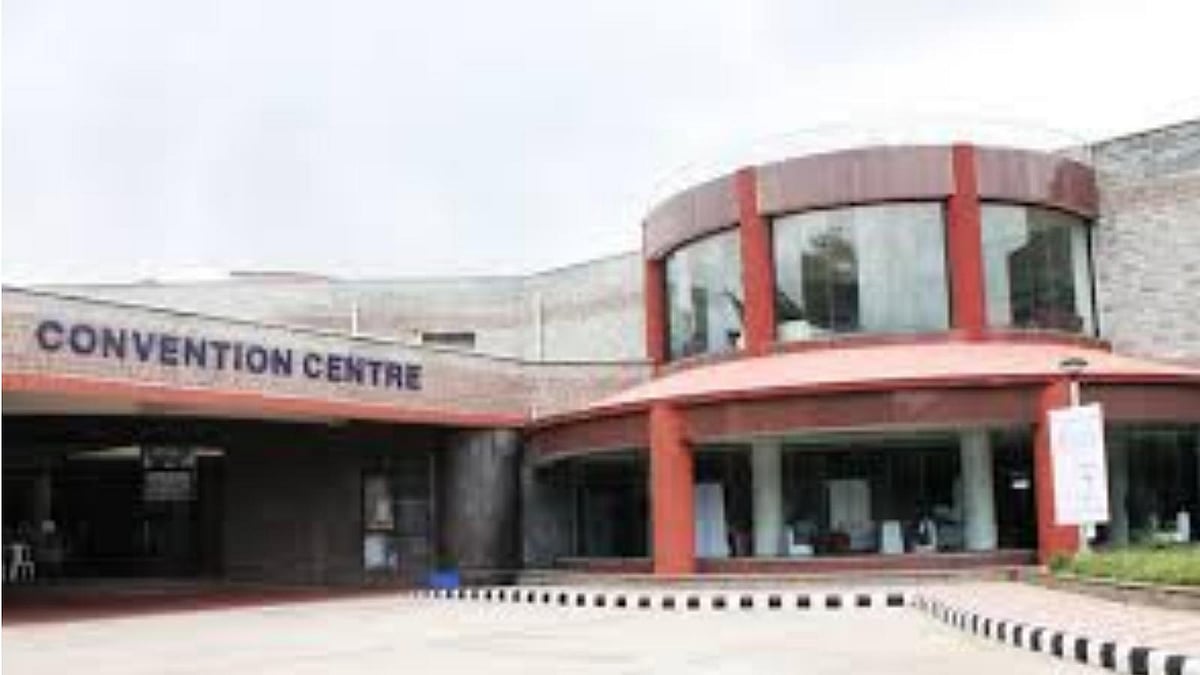 Huge security scare at the NIMHANS campus in Bengaluru, where an undertrial randomly opened fire for several hours on Sunday evening (Photo: NIMHANS)&nbsp;