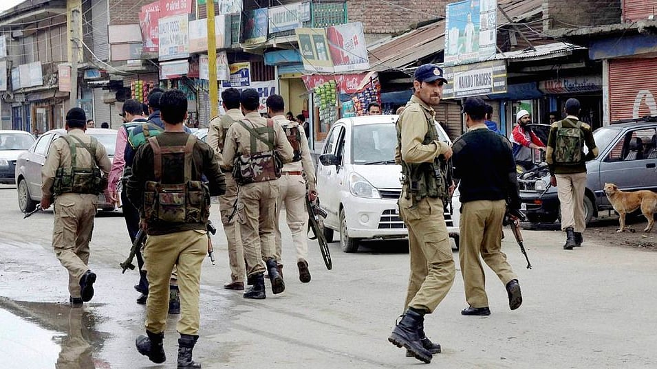 File photo of security forces in Kashmir. Image used for representation. (File photo: PTI)