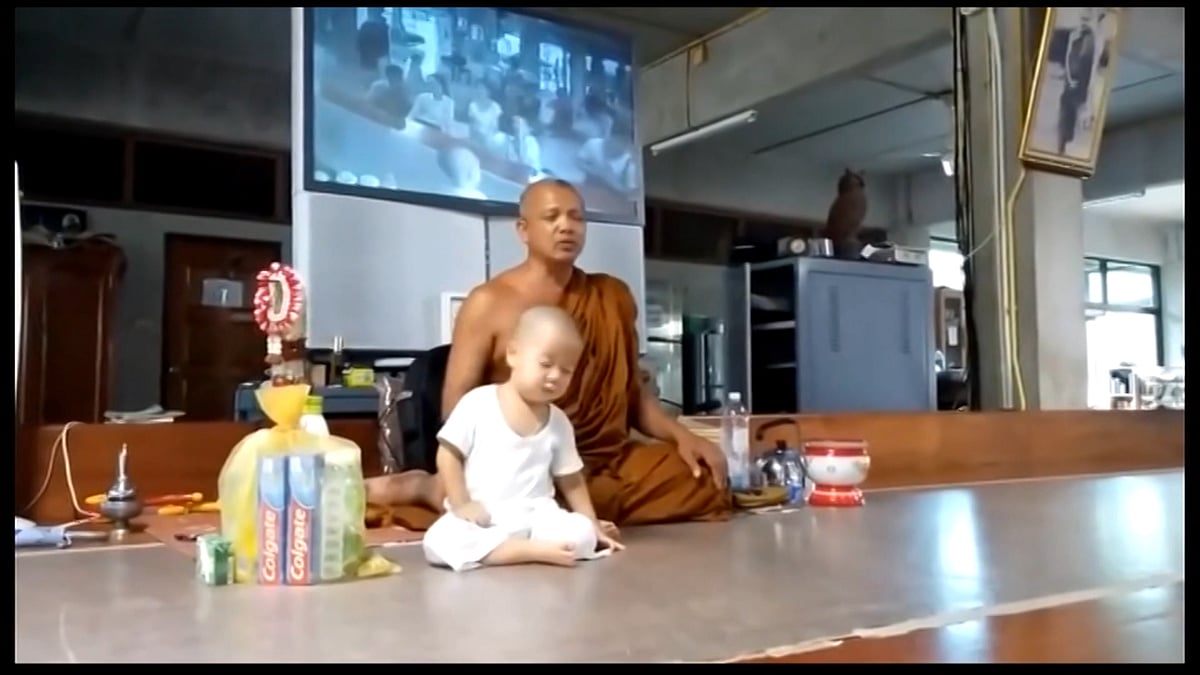 Little monk dozing off during meditation. (Photo: AP screengrab)