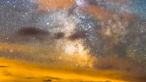 Perseid meteor shower captures in a timelapse video from Wales. (Photo: AP screengrab)