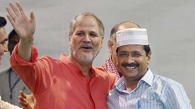 Najeeb Jung and Arvind Kejriwal. (Photo: PTI)