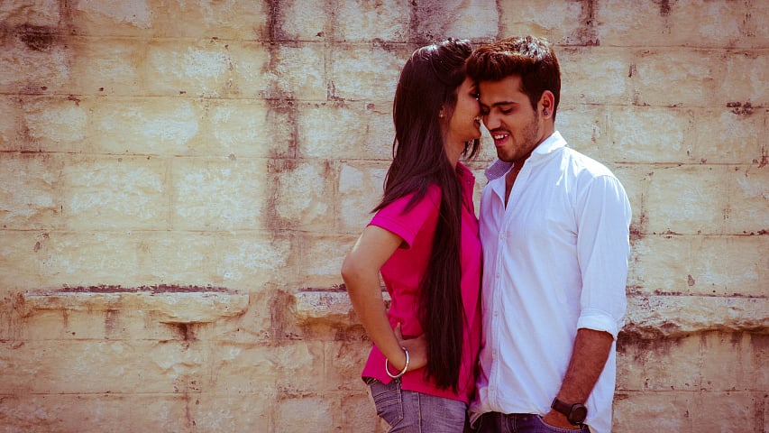 Growing up in India is filled with instances of hush-hush make-outs. (Photo: iStock)