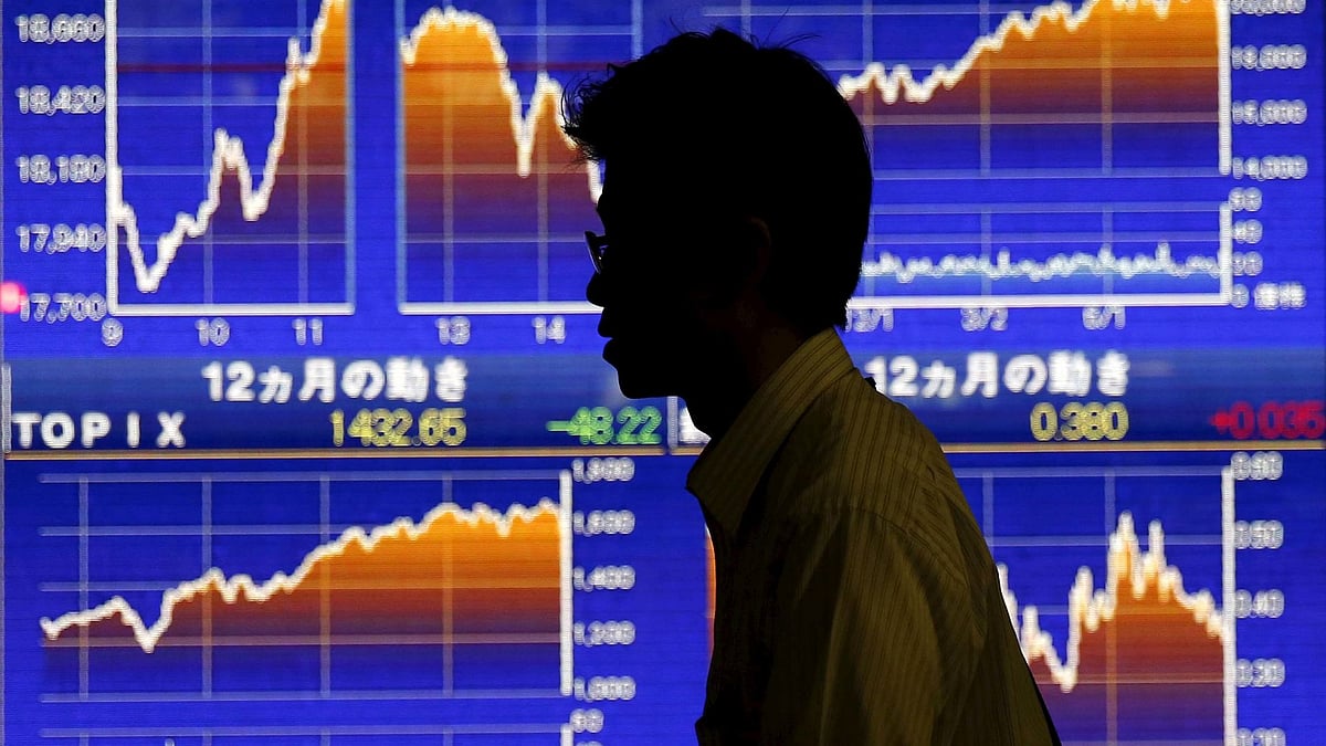After an initial rally, stocks ended the session lower on Monday. (Photo: Reuters)