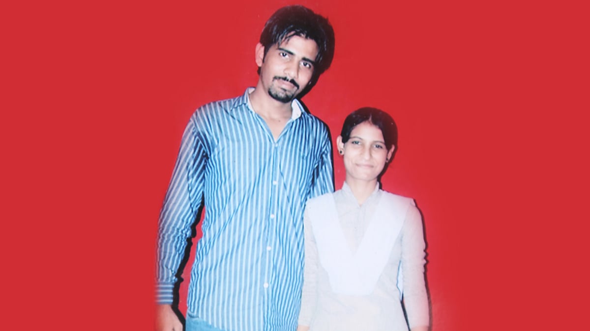 Ravi Kumar and Krishna in happier times (Photo: The Quint)