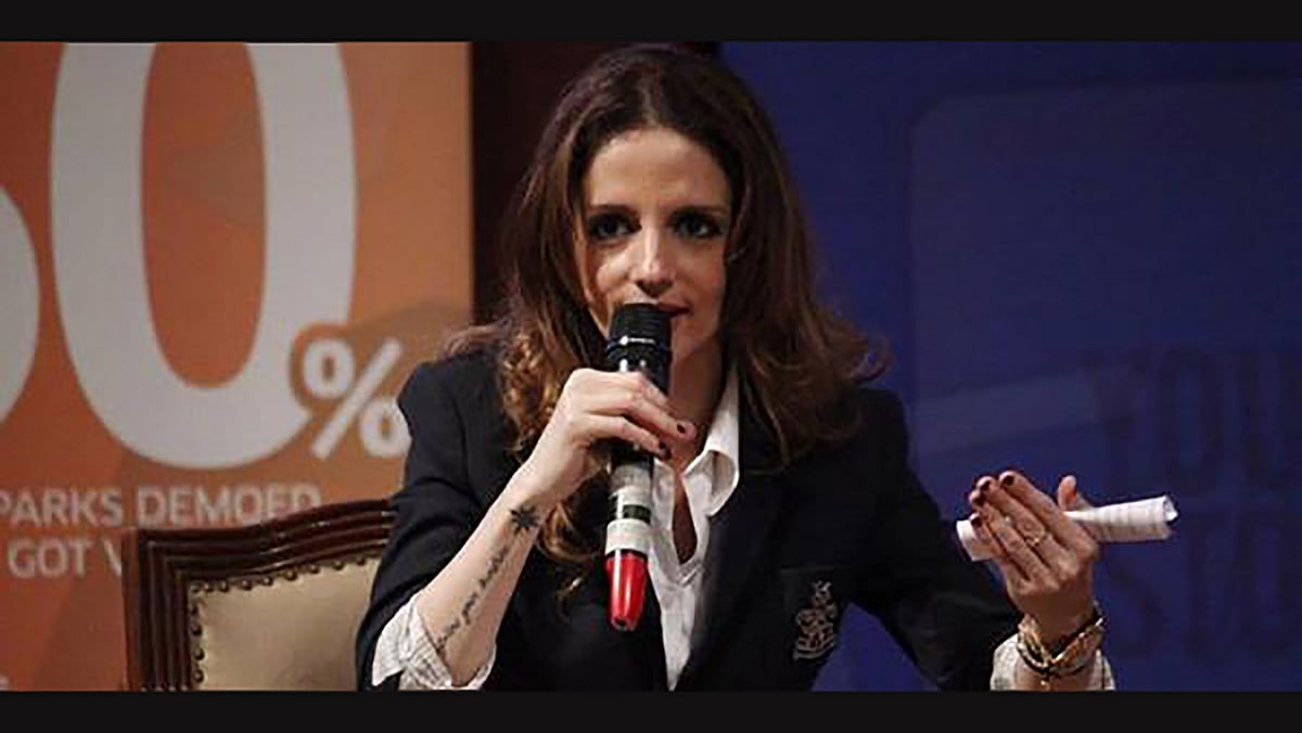 Sussanne Khan opens about remarriage rumours. (Photo courtesy: <a href="https://twitter.com/Nettv4uTamil/status/644012203763499008">Twitter</a>)
