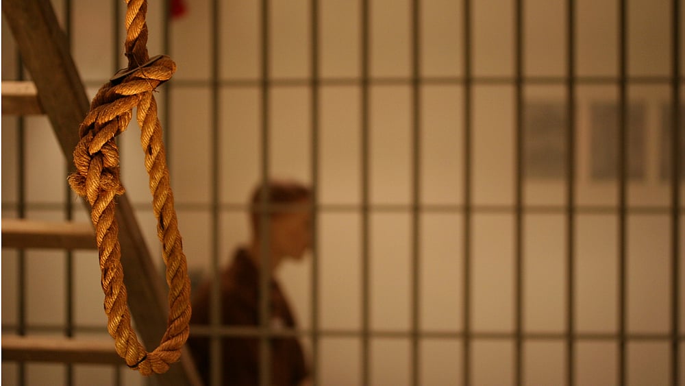 <div class="paragraphs"><p>A Qatar court on Thursday, 26 October, awarded death penalty to eight former Indian Navy personnel who had been detained in the country for over a year.</p></div>