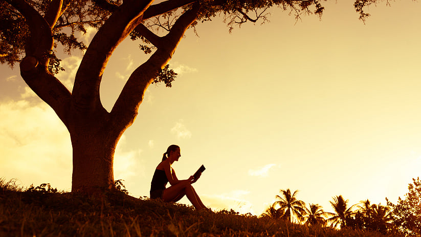 An online auction of rare and vintage books will be held on September 29 and 30, for 24 hours. (Photo: iStock)