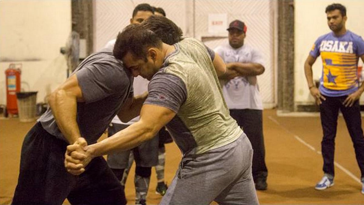 Salman Khan gets those muscles working for <i>Sultan</i> (Photo: <a href="https://twitter.com/SultanTheMovie">Twitter/@SultanTheMovie</a>)