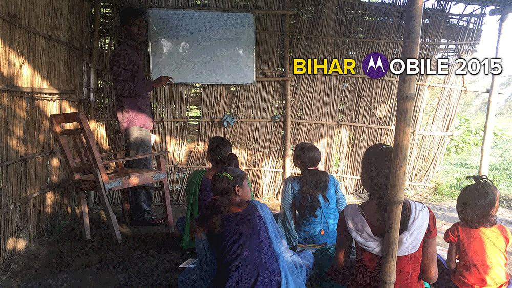 An after-school coaching centre at Gadhia village under Triveniganj (reserved) constituency in Supaul district. (Photo: <b>The Quint</b>/Chandan Nandy)