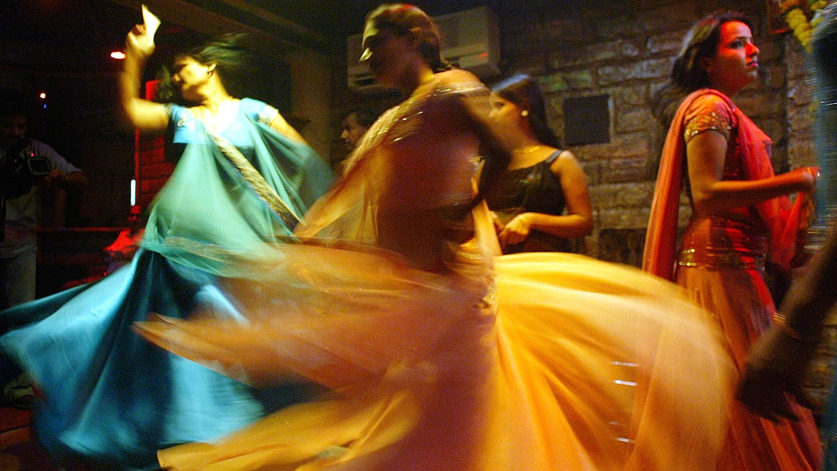 Women perform at a dance bar in Mumbai (Photo: Reuters)